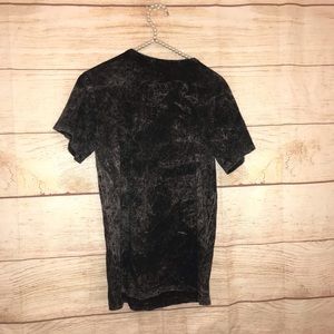 Bravado Tops - Bravado size medium sexy guns and roses t shirt Bravado Tops - Bravado size medium sexy guns and roses t shirt